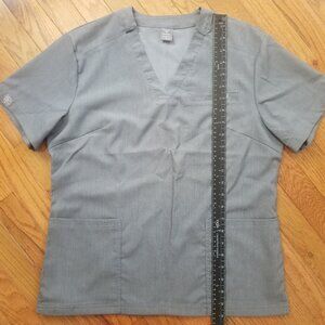 NiaaHinn scrub top S